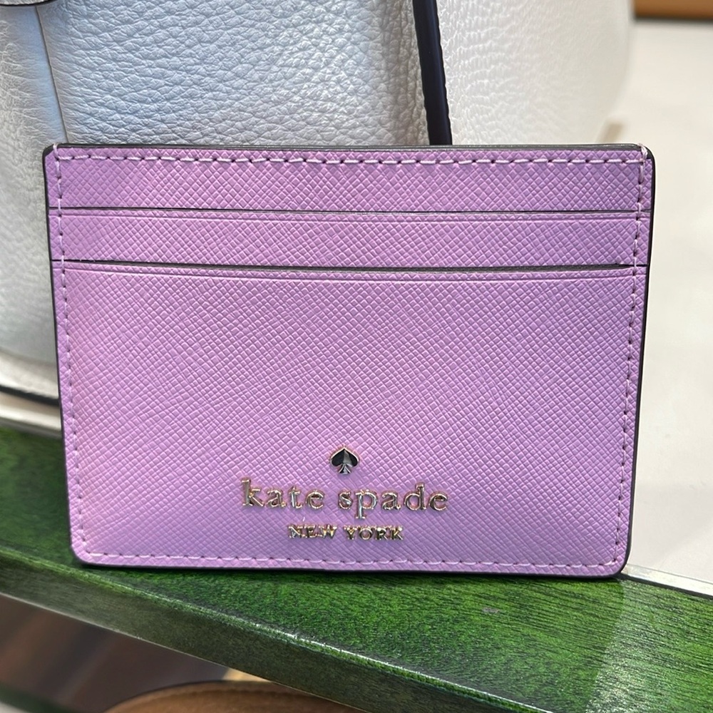 Kate Spade Madison Small Slim Card Holder
Barry Cream
NWT - Picture 11 of 16